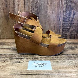 Refresh Faux Suede Wedge Heels - Women's Size 7